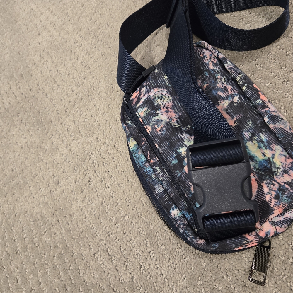 Colorful Abstract Print Belt Bag - Picture 4 of 4